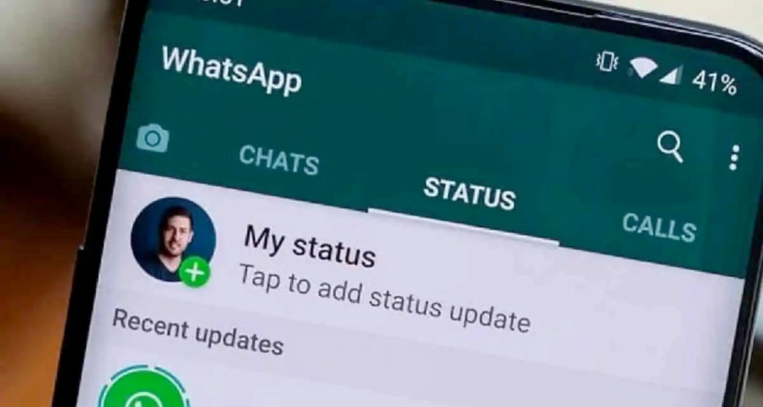 whatsapp status update