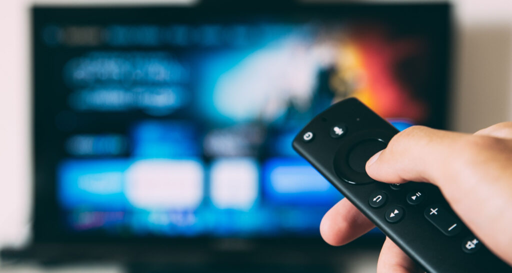 how to watch showbox on smart tv